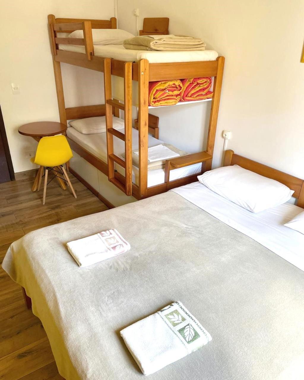 Jardim Botanico House Hostel Curitiba Luaran gambar