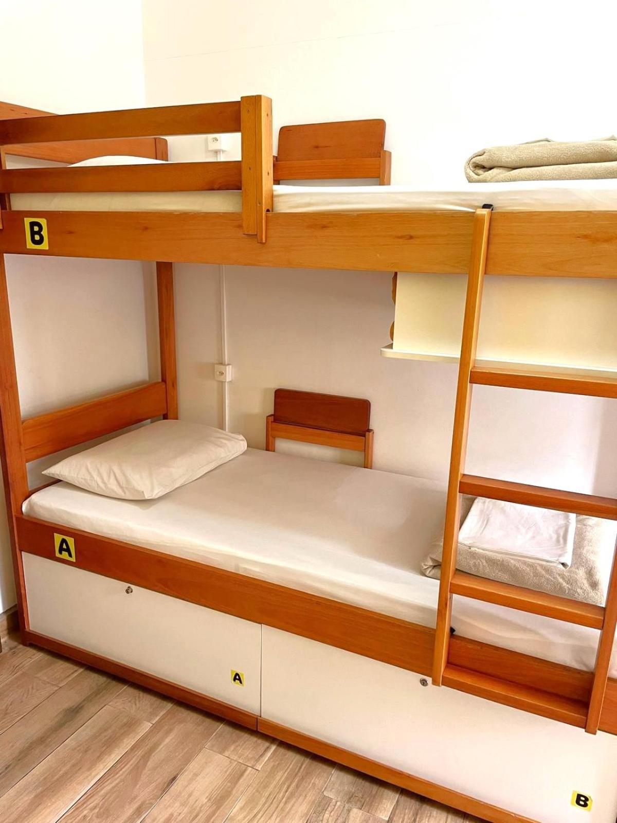 Jardim Botanico House Hostel Curitiba Luaran gambar