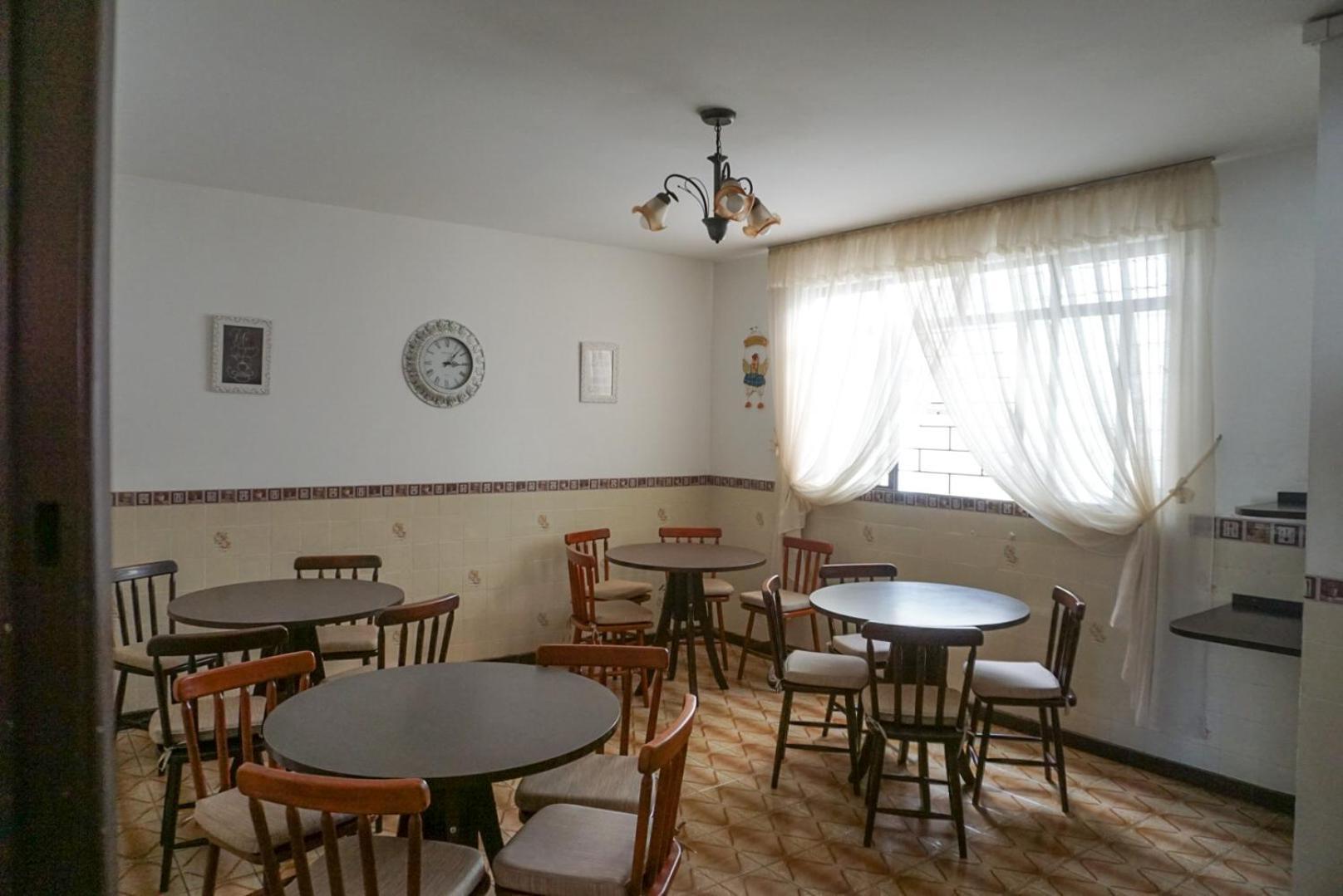 Jardim Botanico House Hostel Curitiba Luaran gambar